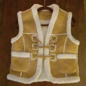 Faux suede and Sherpa lined vest. Vintage Marcelle Renee size medium